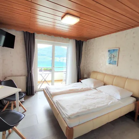 Haus Am Guest house Sankt Kanzian am Klopeiner See